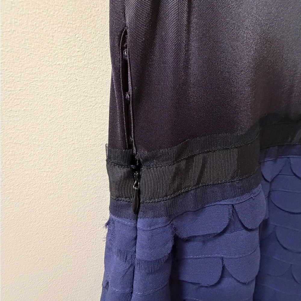 BCBGMaxAzria South‎ Pacific Silk Tiered Scalloped Dress - Picture 6 of 9